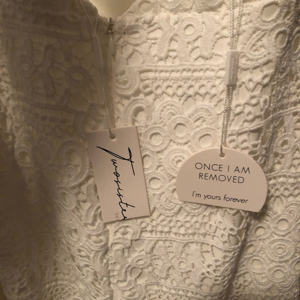 MESINA DRESS - WHITE - Picture 7 of 8